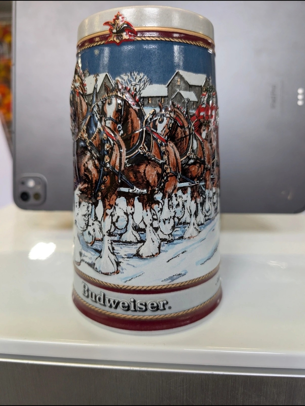 Vintage 1988 Budweiser Holiday Stein Cobblestone Passage Clydesdales